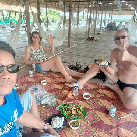 Dolphin Home Stay New Kratie Exterior foto